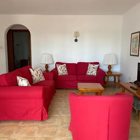 假日公园 Las Brisas, 98 *